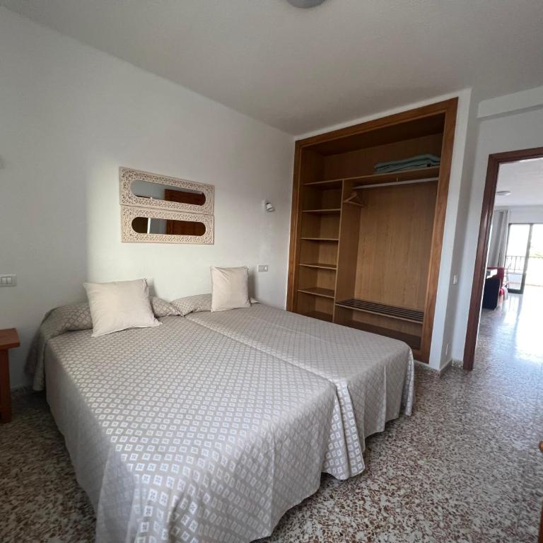 Apartamentos Acuario Sol - One-Bedroom Apartment with Pool View or Partial Pool View - 13