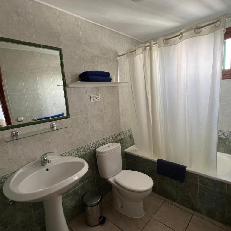 Apartamentos Acuario Sol - One-Bedroom Apartment with Pool View or Partial Pool View - 24