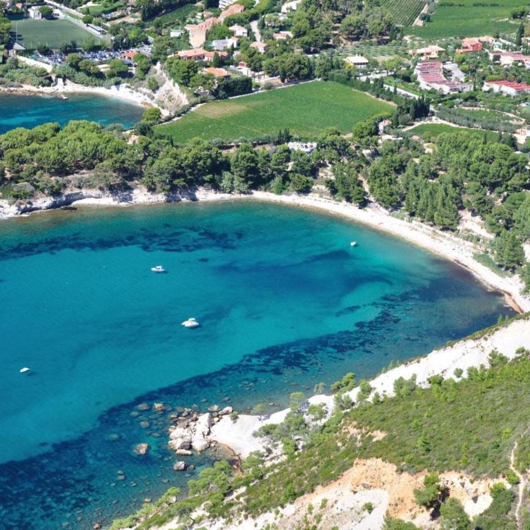 Le Best à Cassis,Top emplacement,Parking,double balcon - Appartement avec Balcon - 2