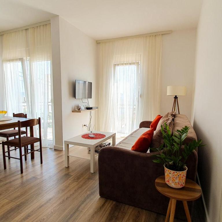 Bonaca Holiday Apartments Bar - One-Bedroom Apartment - 8