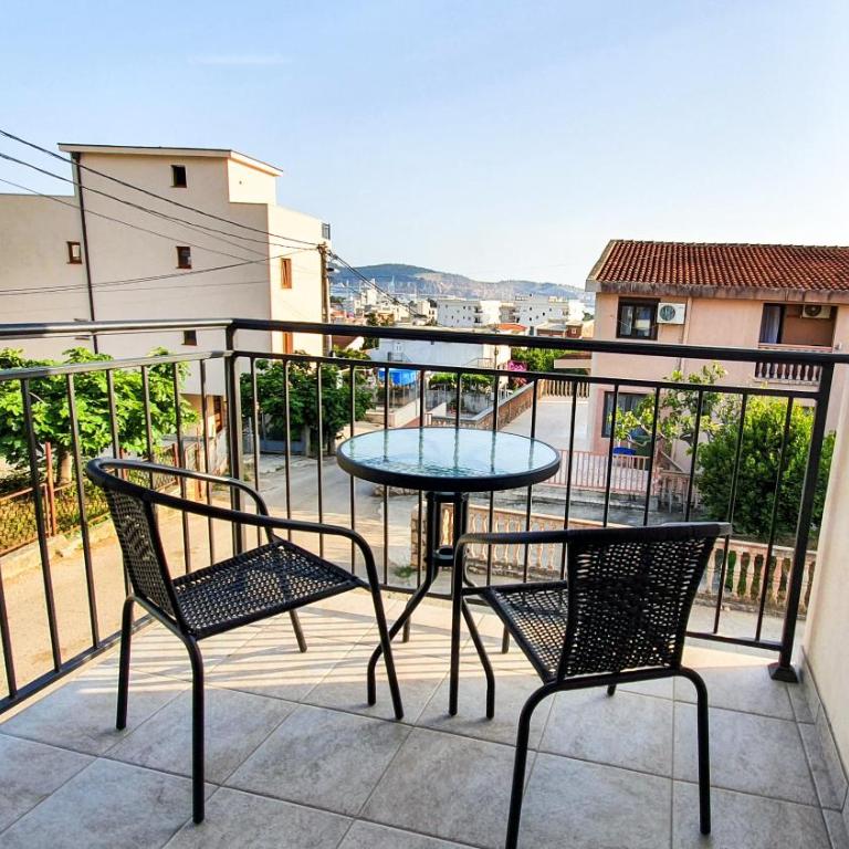 Bonaca Holiday Apartments Bar - One-Bedroom Apartment - 2