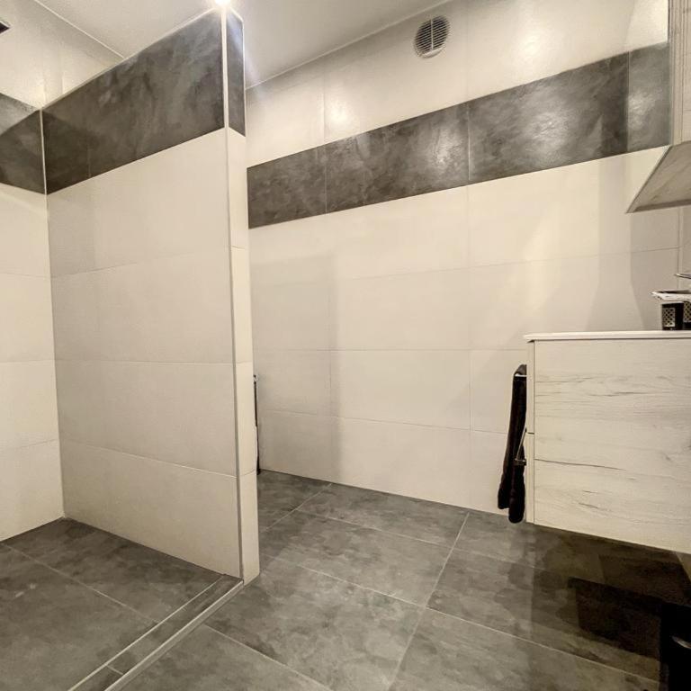 Appartement moderne avec terrasse et piscine à Châtel sur Bex - Apartment mit 3 Schlafzimmern - 22