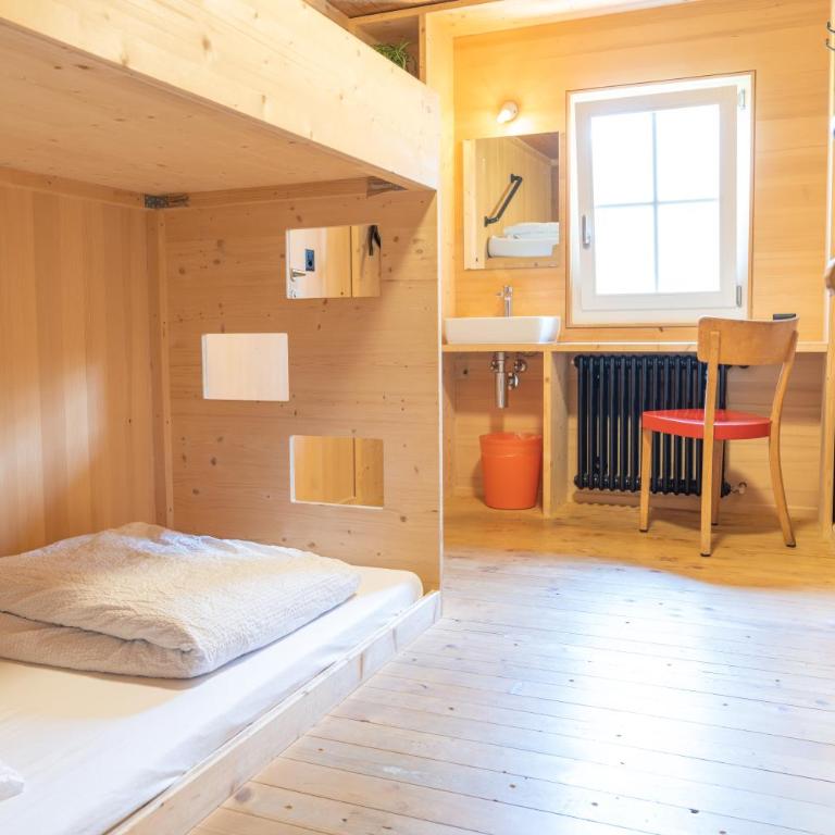 Naturfreunde Hostel Grindelwald - Zweibettzimmer mit Gemeinschaftsbad - 4