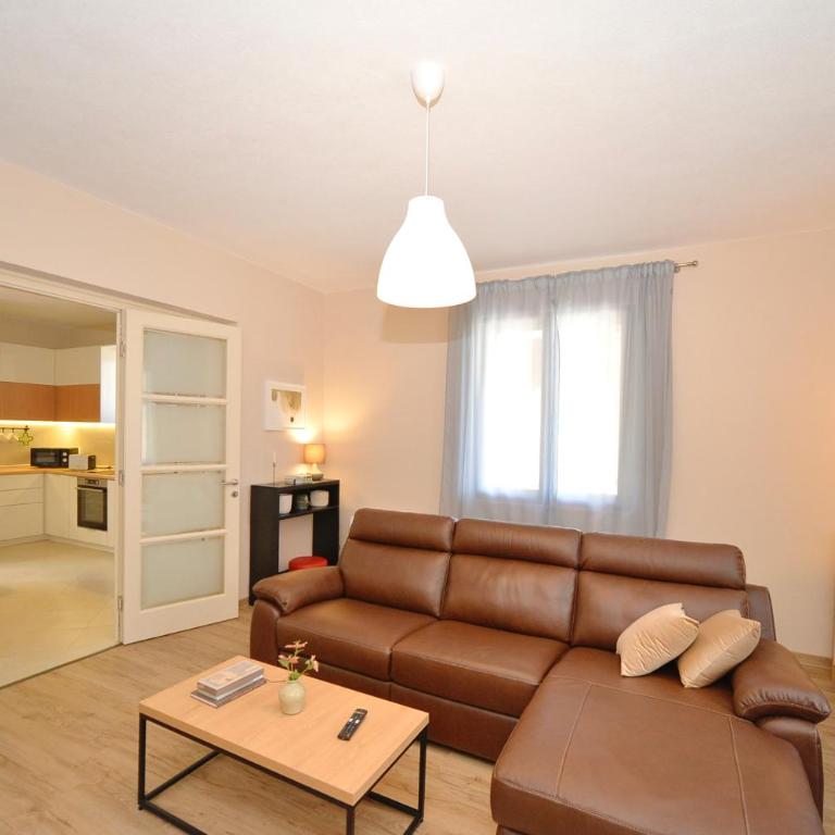 Fjordfront Aerie - Three-Bedroom Apartment - 6