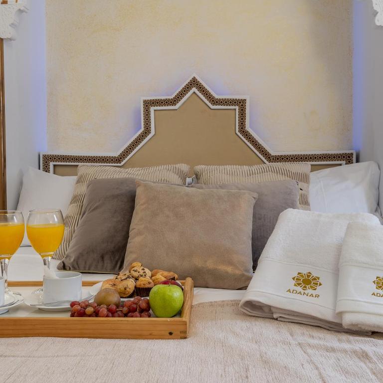 ADANAR Muralla Zirí Centro Premium - Superior Apartment with Side Alhambra view and Spa Bath - 2