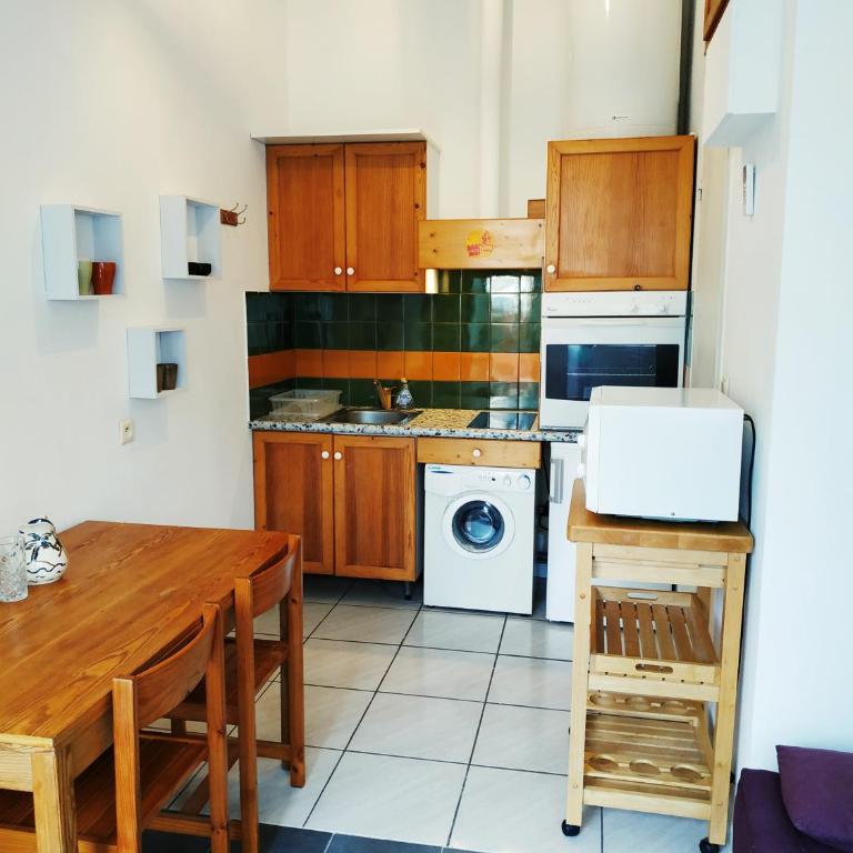 Chez Leslie et Vincent : logements climatisés avec parking privatif - Apartment mit 1 Schlafzimmer - 7