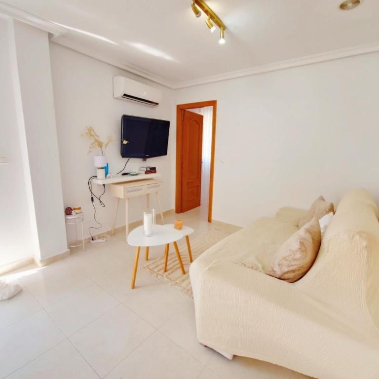 The Prestige Torrevieja Ático con Barbecoa - One-Bedroom Apartment - 7