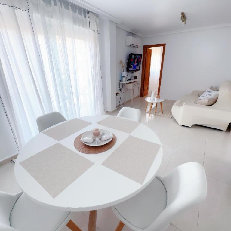 The Prestige Torrevieja Ático con Barbecoa - One-Bedroom Apartment - 4