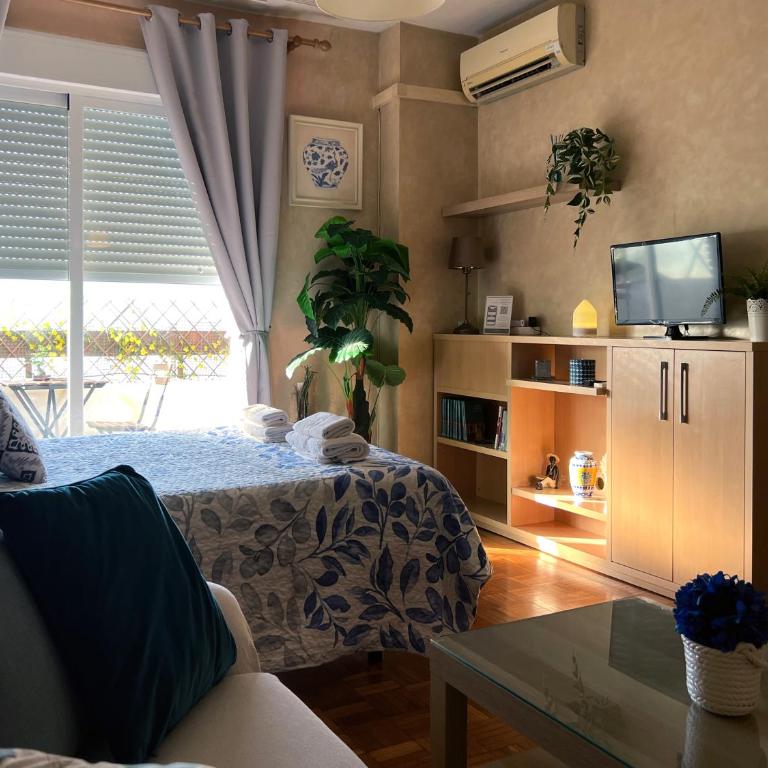 Apartamento Triana con vistas - Aloha Sevilla - Estudio con balcón - 2