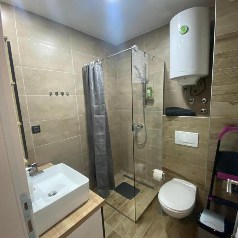 Lana Lux Milmari Resort - Deluxe Studio - 25