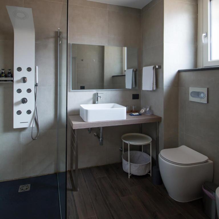 SiSTO18 - Double Room with Spa Bath - 27