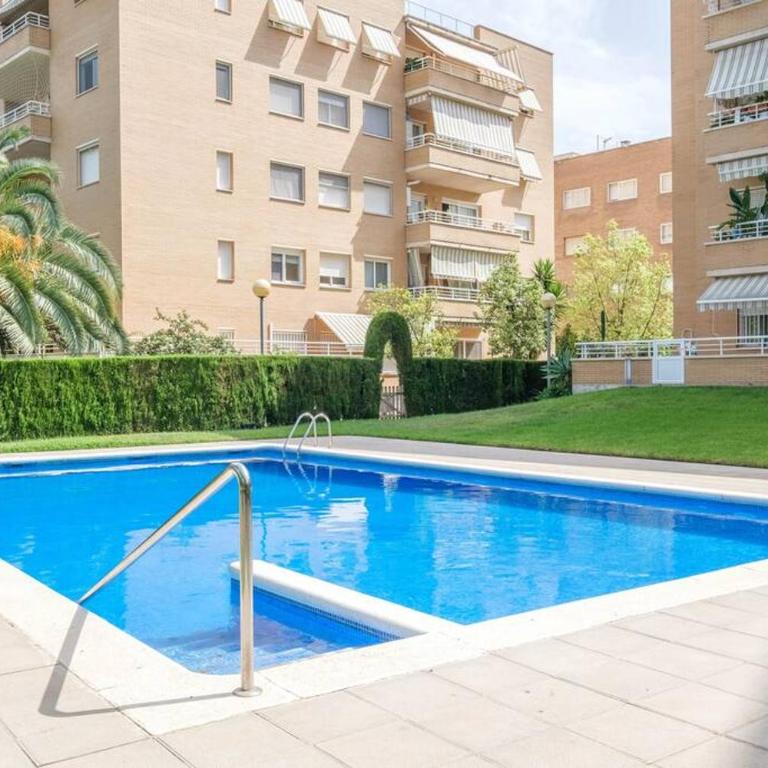 Apartamento en complejo residencial, con piscina. - Apartamento de 2 dormitorios - 1