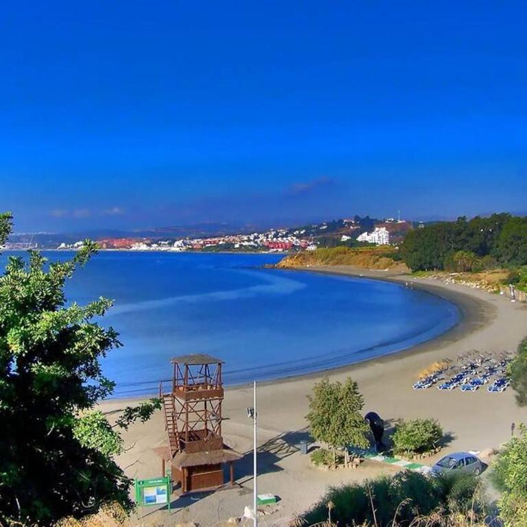 2-Bedroom Beachside Apartment with Private Parking, Estepona Centre - Apartamento de 2 dormitorios - 63