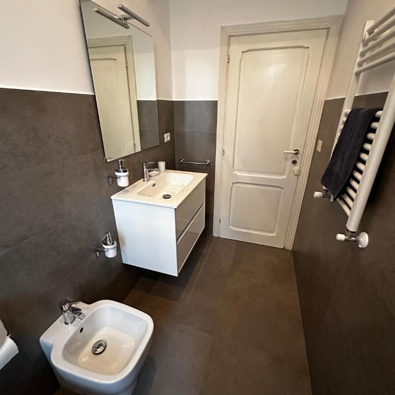 2MG: appartamento con terrazzo nel cuore di Roma! - Appartement 3 Chambres - 17