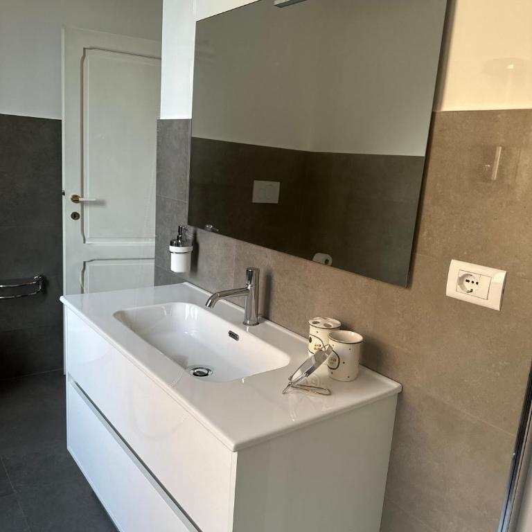 2MG: appartamento con terrazzo nel cuore di Roma! - Appartement 3 Chambres - 19