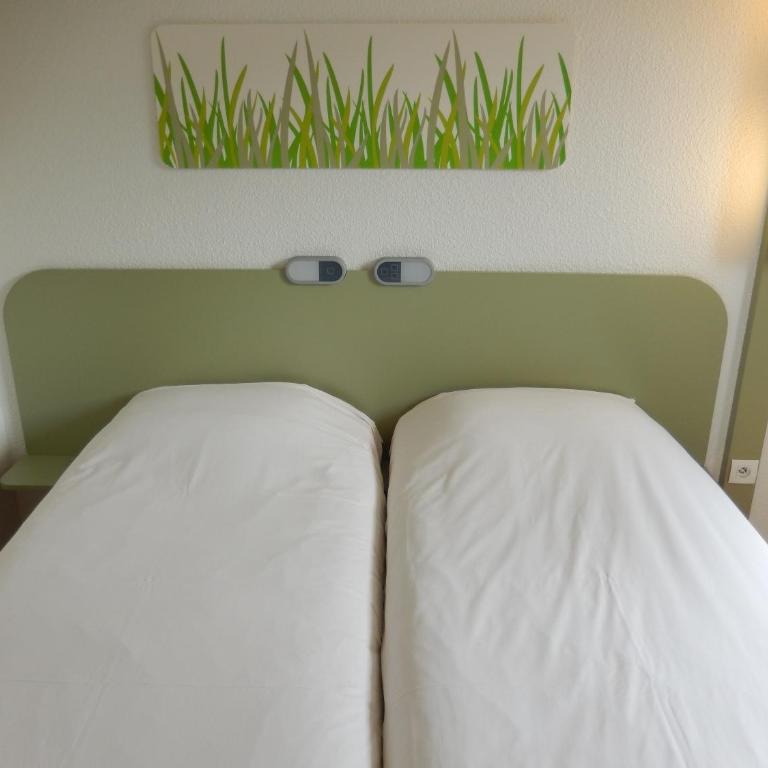 ibis Budget Pau Est - Chambre Lits Jumeaux - 9