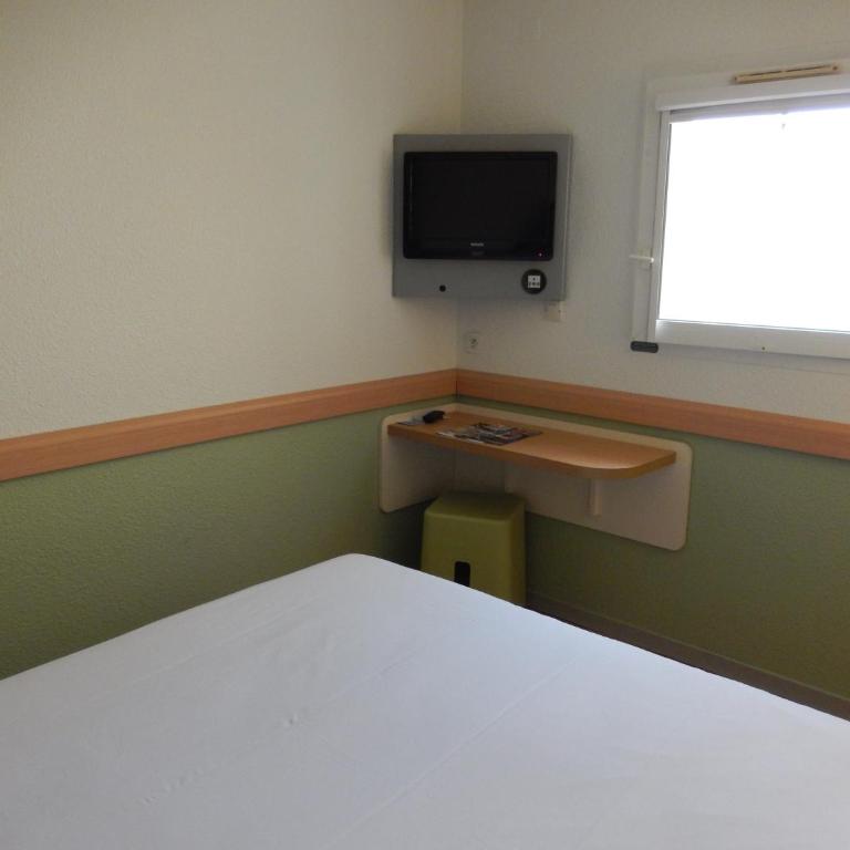 ibis Budget Pau Est - Chambre Double Standard - 11