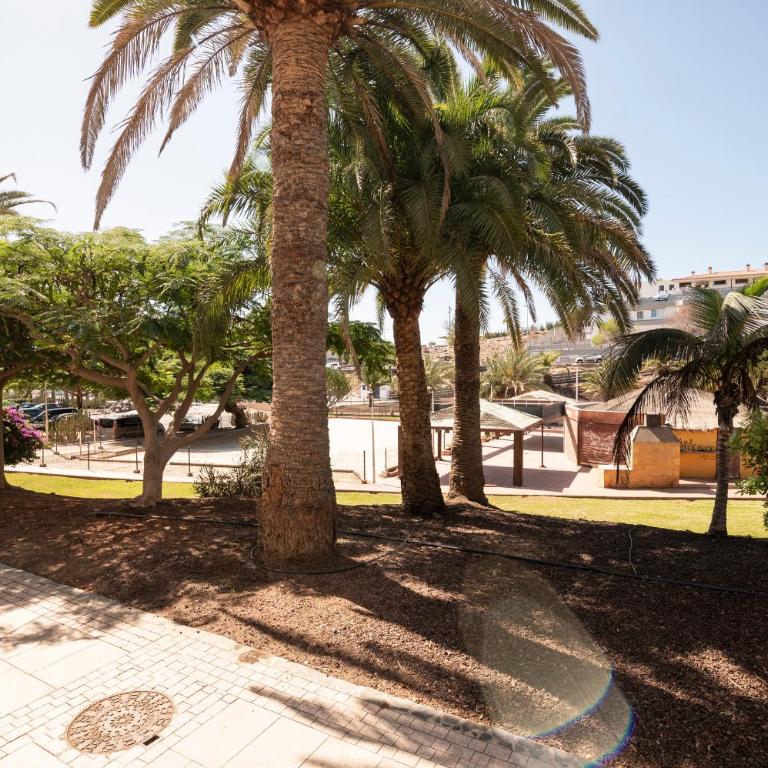 Apartamento junto a la playa - Two-Bedroom Apartment - 28