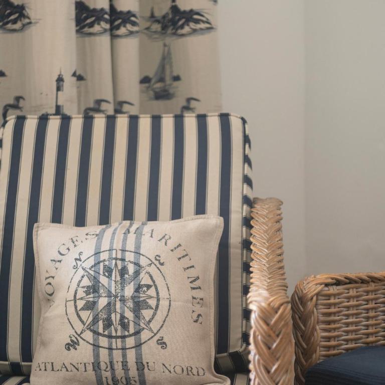 Apartamento junto a la playa - Two-Bedroom Apartment - 6