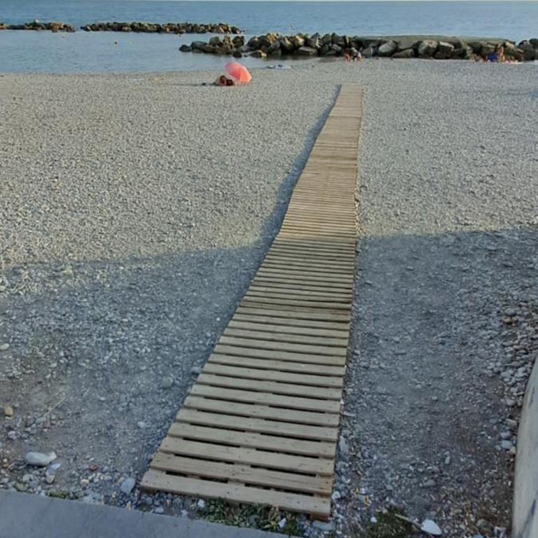 Casa Anna appartamento fronte mare Ventimiglia - Appartamento con 2 Camere da Letto - 28