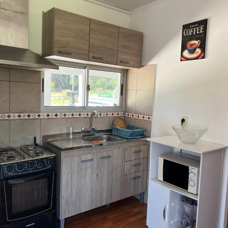 Casa shalet completa para 6 personas - Three-Bedroom House - 8