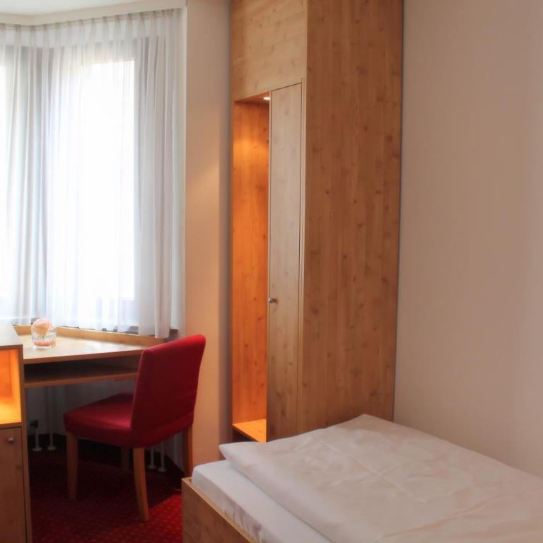 Steichele Hotel & Weinrestaurant - Chambre Simple - 6