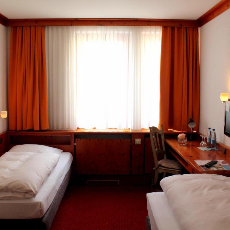 Steichele Hotel & Weinrestaurant - Chambre Lits Jumeaux - 7