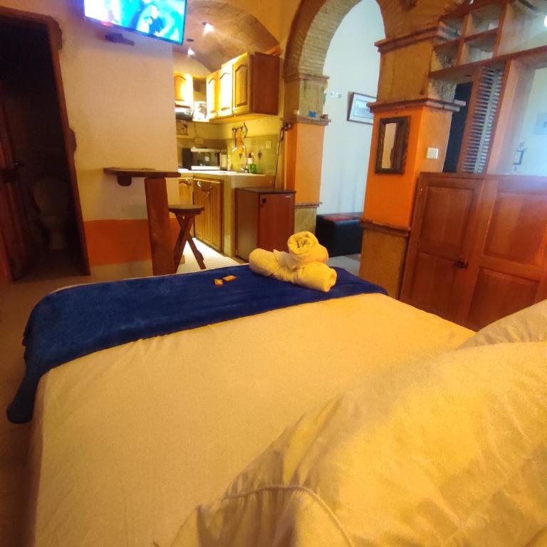 Hostal Boutique Nariño Plaza - Estudio con vistas al jardín - 5
