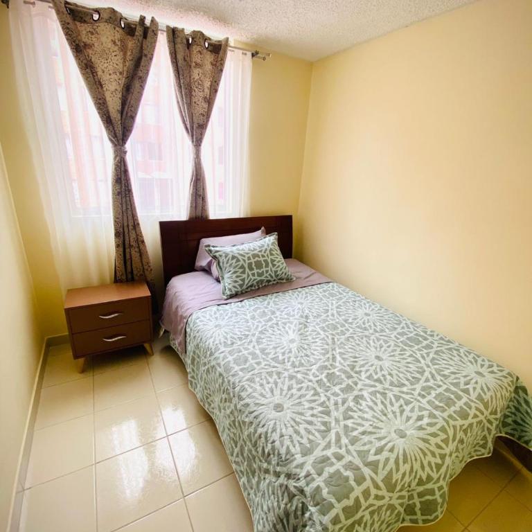 Apartamento Madrid cund - Three-Bedroom Apartment - 4