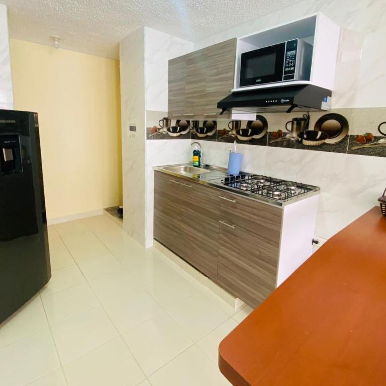 Apartamento Madrid cund - Three-Bedroom Apartment - 5