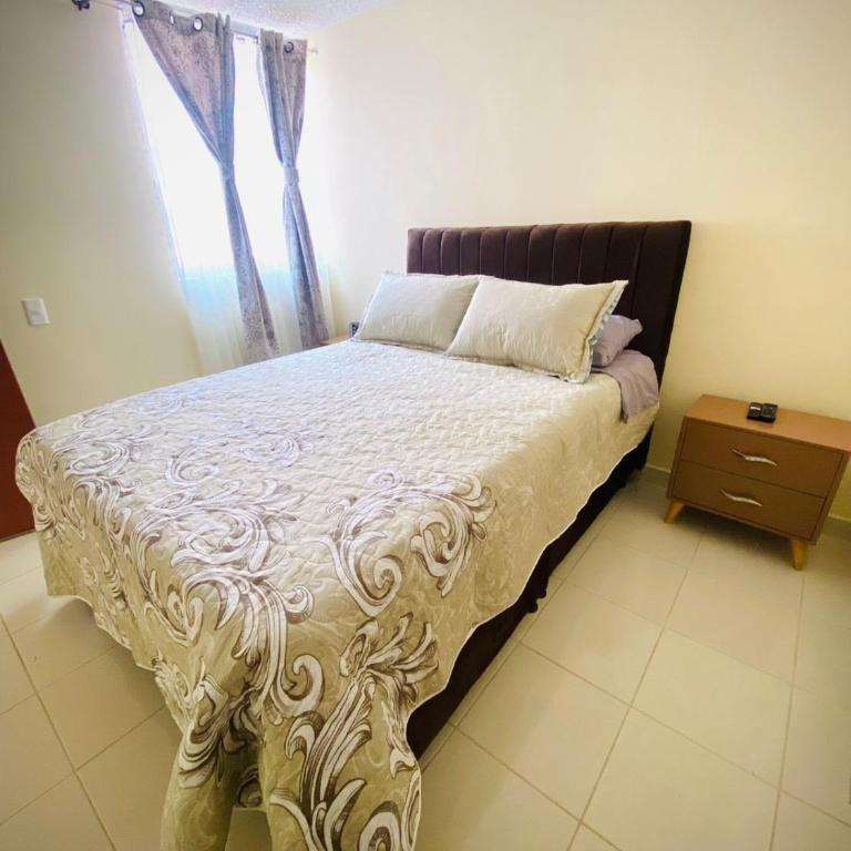 Apartamento Madrid cund - Three-Bedroom Apartment - 17