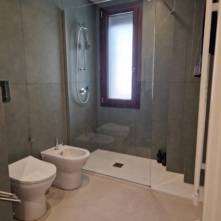 SPRING APARTMENTS - One-Bedroom Apartment - 11