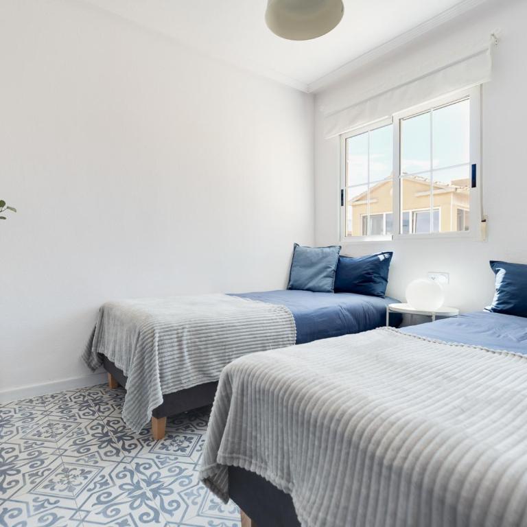 Casa Alegria apartment with pool - Two-Bedroom Apartment - 11