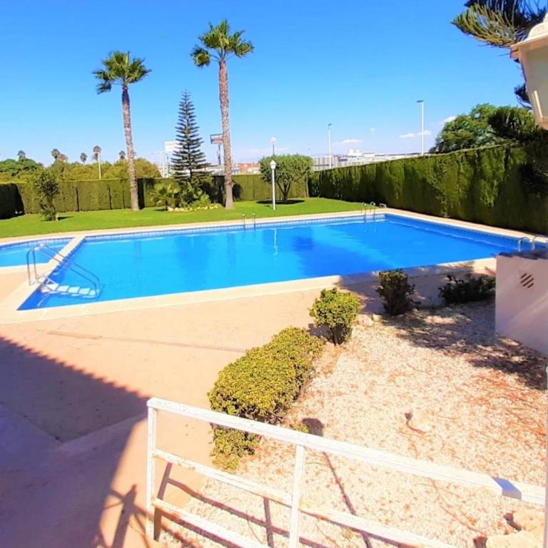 Casa Alegria apartment with pool - Two-Bedroom Apartment - 22