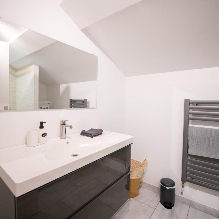 KASA FRIENDLY - Proche centre ville - Tout équipe et calme - Appartement 2 Chambres - 10