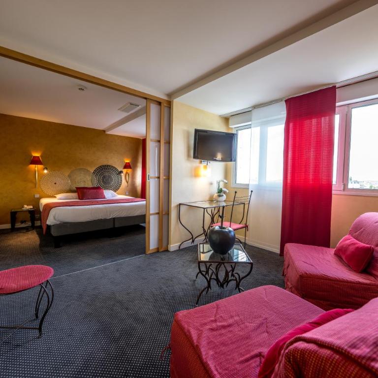 Best Western Adagio Saumur - Suite Lit King-Size - Vue sur Fleuve - 9