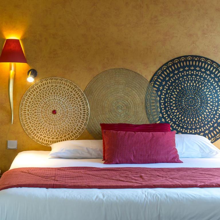 Best Western Adagio Saumur - Suite Lit King-Size - Vue sur Fleuve - 1