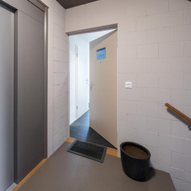 Schöne Parterrewohnung in Matten - Apartment mit 2 Schlafzimmern - 18