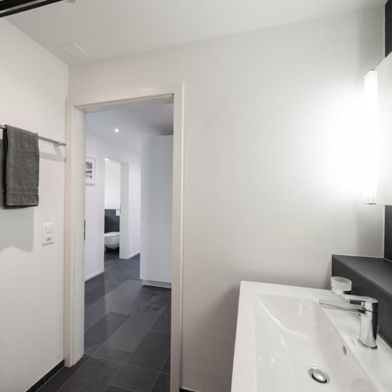Schöne Parterrewohnung in Matten - Apartment mit 2 Schlafzimmern - 15