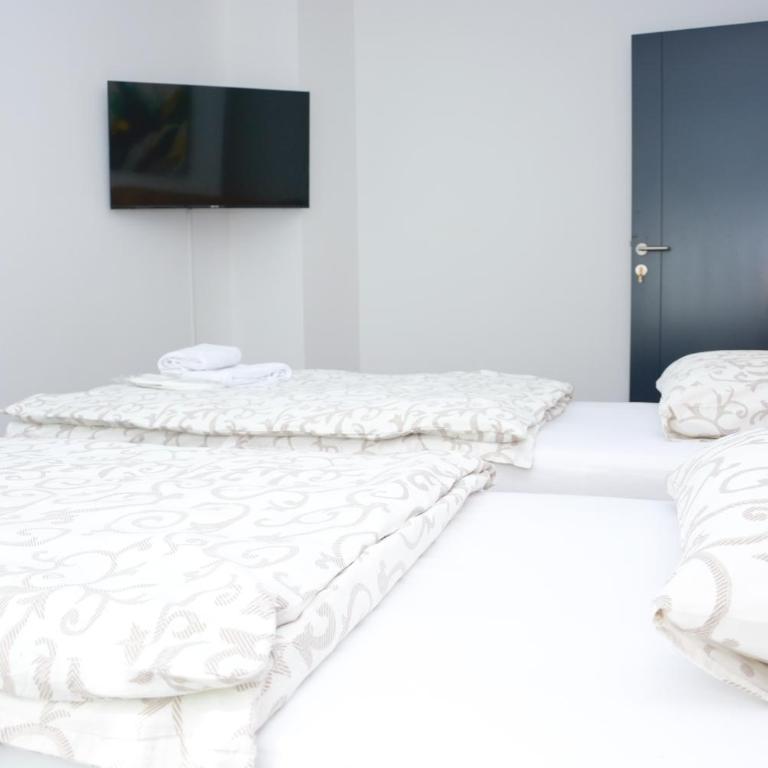Apartman City Peace Sarajevo, 72 m2, free parking - Apartment - 12