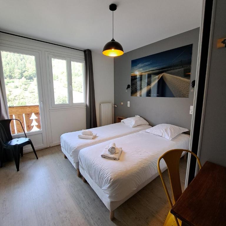 Hôtel Les Mouflons - Chambre Double avec Balcon - 3