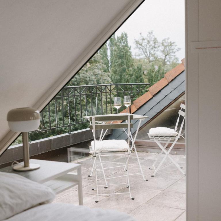 Appartement Residenz Panorama - Einzigartiges Loft im Herzen von Würzburg mit 2 Balkonen und Panorama-Aussicht! - Apartment mit 1 Schlafzimmer - 6