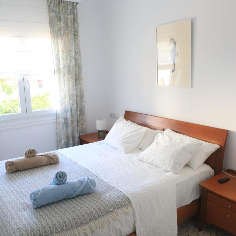 Newly furnished cozy house next to the beach - Casa de 4 dormitorios - 20