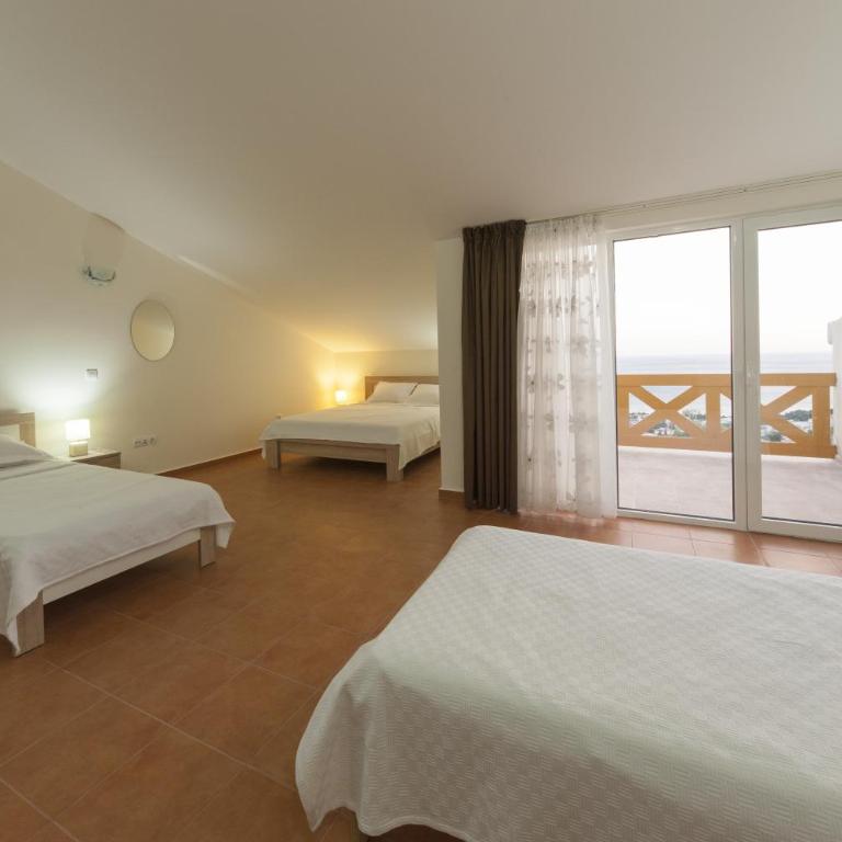 Berg Apartments - One-Bedroom Apartment with Terrace and Sea View - 17