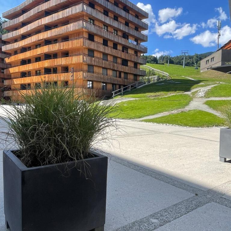 Ferienwohnung 3,5 Zimmer direkt an Ski- und Bikepiste - Apartment mit 2 Schlafzimmern - 26