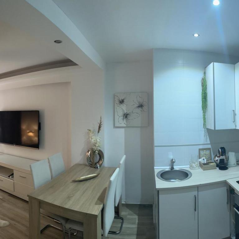 susana 2 - Two-Bedroom Apartment - 5