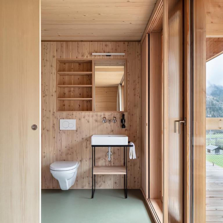 Berglodge Goms (Hotel) - Doppelzimmer mit Balkon - 3