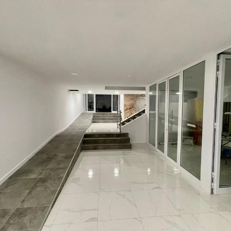 Ladyhouse Yumbo - Apartamento con vistas a la piscina - 21