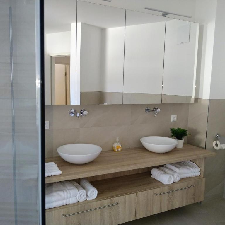 Appartements am Kirchplatz - Deluxe Apartment - 12