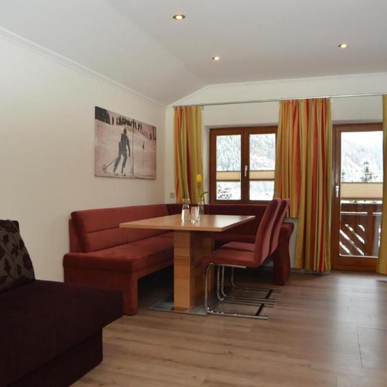 AlpinSpa zur Post Apartment - Bergbahn im Sommer 2026 inklusive - Apartment mit 3 Schlafzimmern - 3